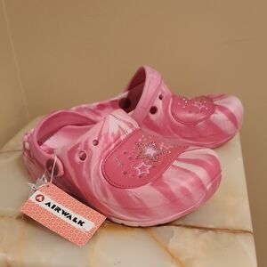 Airwalk Kids Pink Starry Slippers